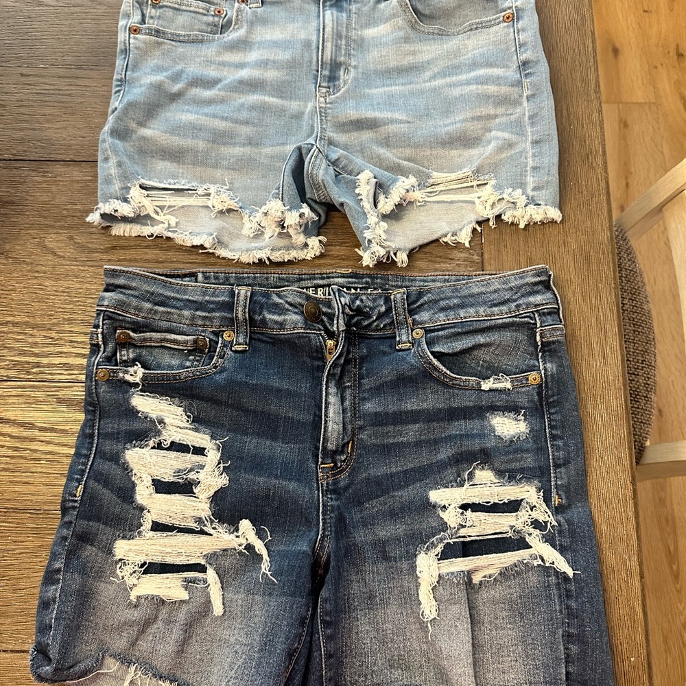 American Eagle 2 pair ladies Denim Jean Shorts Sz 10